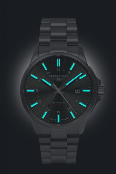 Bauhaus Aviation Herrenuhr Automatik mit GMT und Titan-Gliederarmband